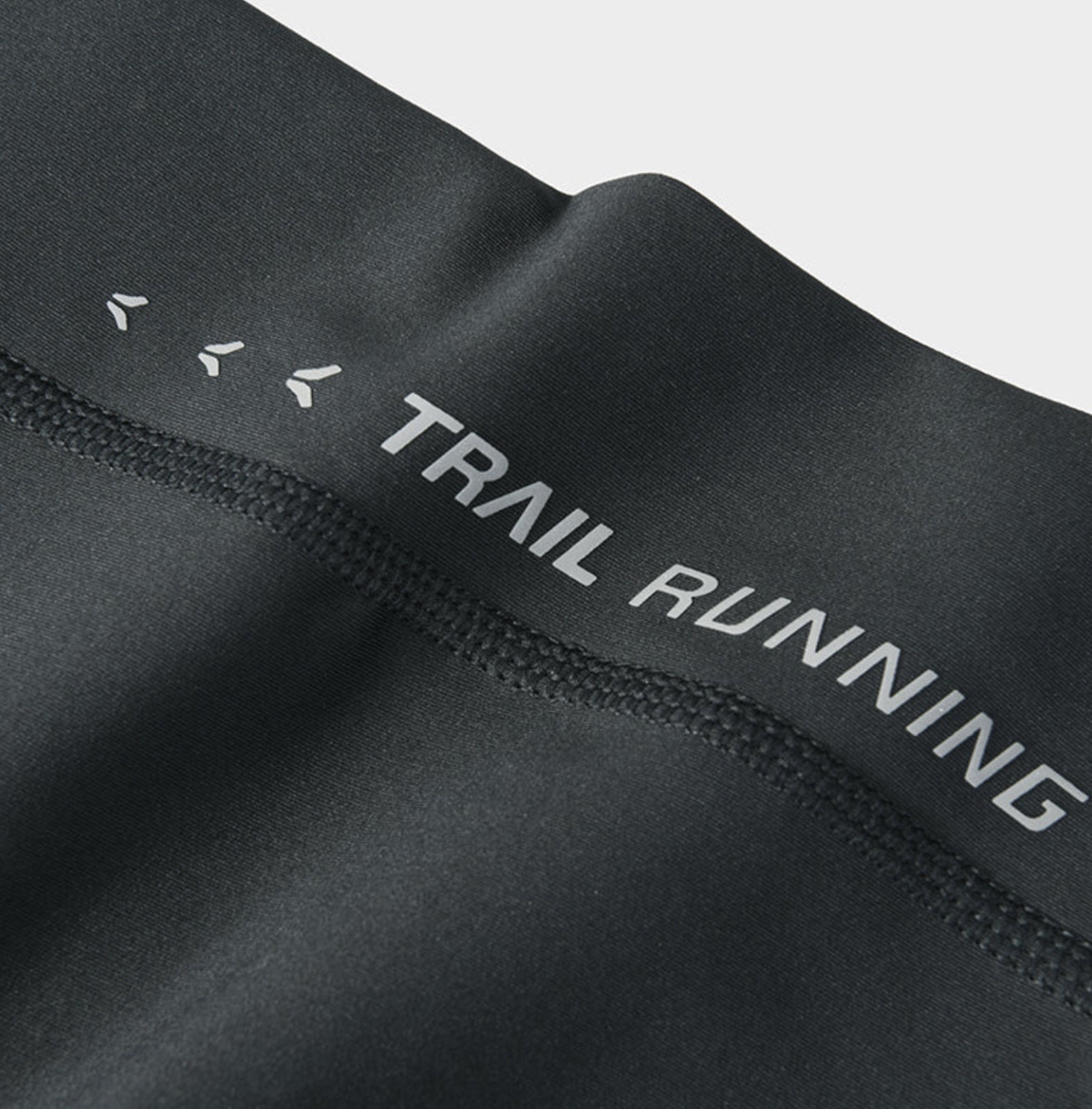 [Men] Kailas FUGA Trail Running Slight Compression Knee-length Shorts